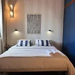 Sui Tetti Di Chiasso Perduto *