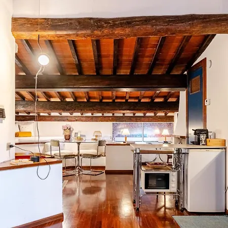 Apartamento Sui Tetti Di Chiasso Perduto