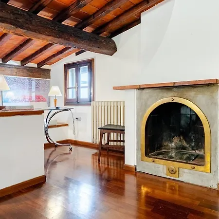 Sui Tetti Di Chiasso Perduto *